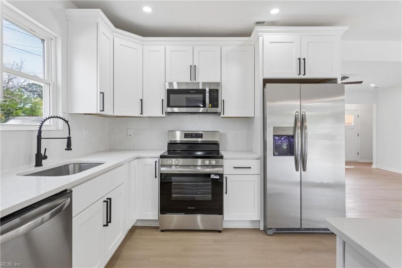 Photo 17 of 49 residential for sale in Norfolk virginia Photo 17 of 49 residential for sale in Norfolk virginia