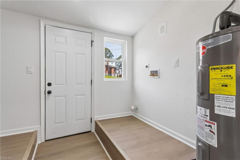 Photo 19 of 49 residential for sale in Norfolk virginia Photo 19 of 49 residential for sale in Norfolk virginia
