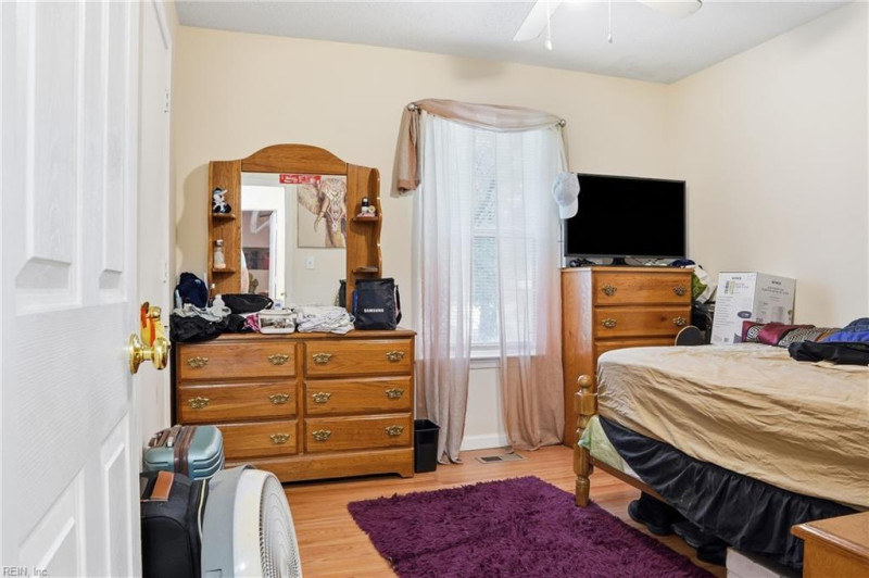 Photo 17 of 30 residential for sale in Norfolk virginia Photo 17 of 30 residential for sale in Norfolk virginia