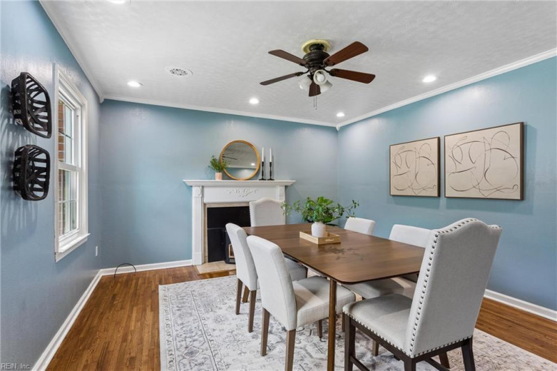 Photo 16 of 50 residential for sale in Poquoson virginia
