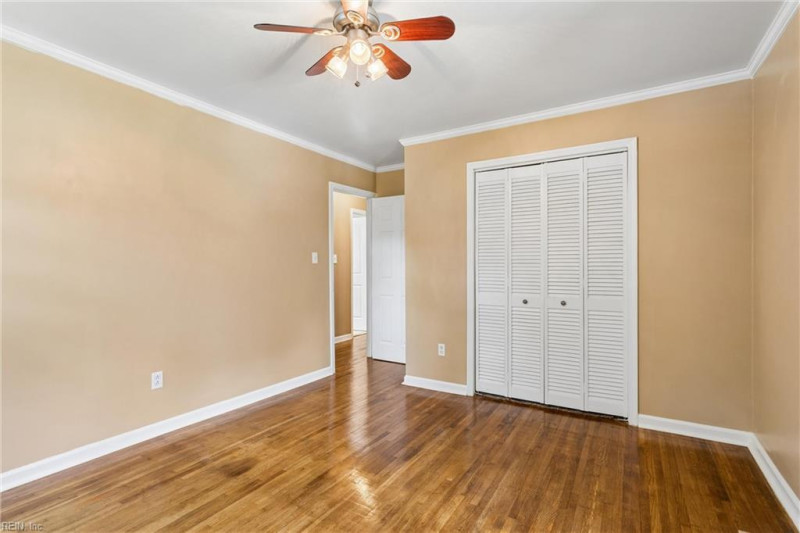 Photo 19 of 50 residential for sale in Poquoson virginia