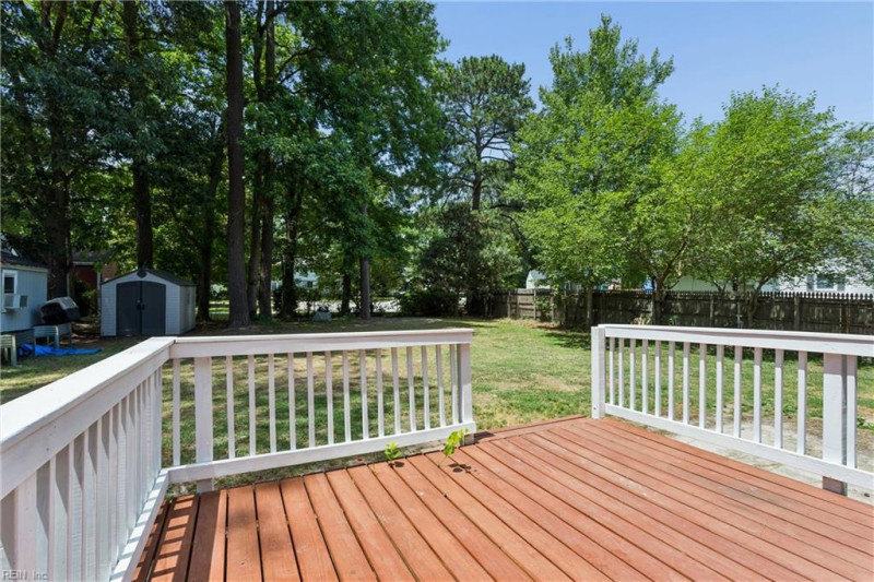 Photo 33 of 50 residential for sale in Poquoson virginia