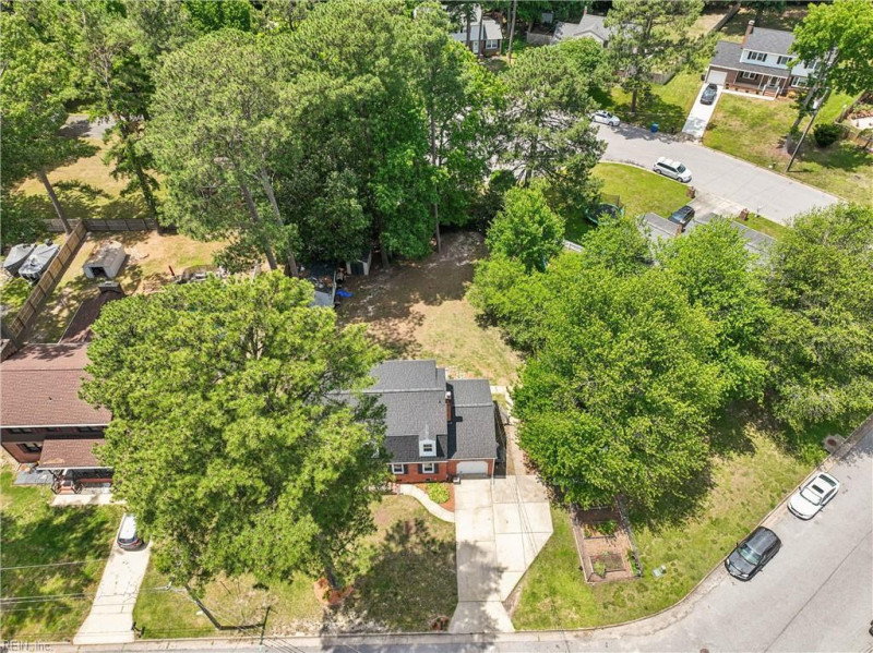Photo 39 of 50 residential for sale in Poquoson virginia