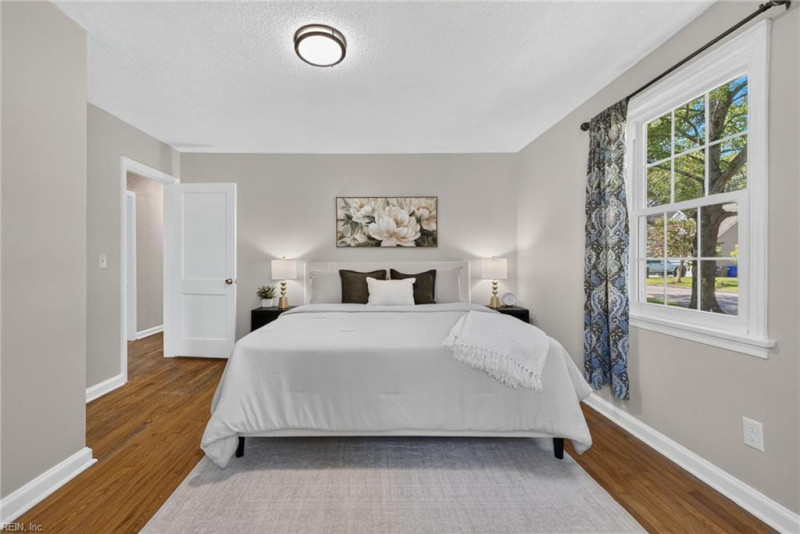 Photo 13 of 23 residential for sale in Norfolk virginia