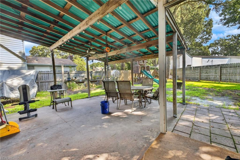 Photo 19 of 23 residential for sale in Norfolk virginia