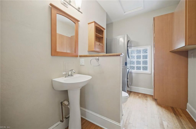 Photo 17 of 36 residential for sale in Norfolk virginia Photo 17 of 36 residential for sale in Norfolk virginia