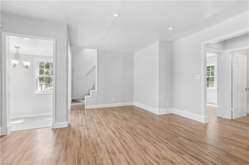 Photo 15 of 38 residential for sale in Norfolk virginia