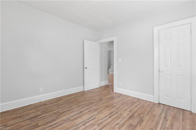 Photo 25 of 38 residential for sale in Norfolk virginia