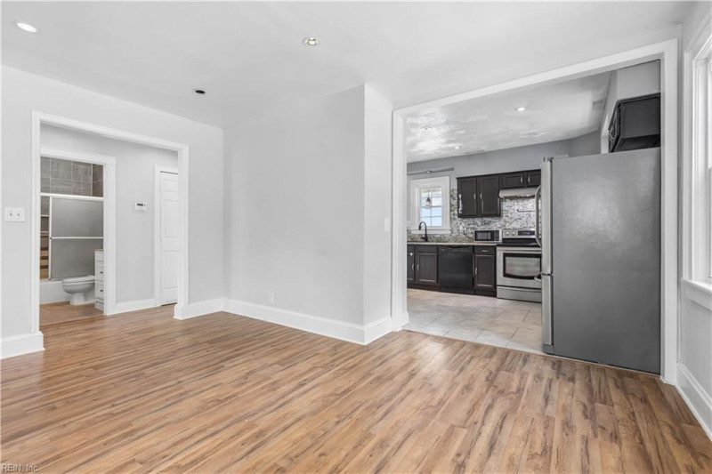 Photo 8 of 38 residential for sale in Norfolk virginia