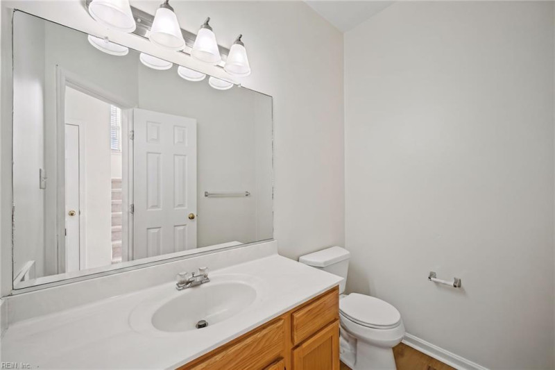 Photo 18 of 44 residential for sale in Chesapeake virginia Photo 18 of 44 residential for sale in Chesapeake virginia