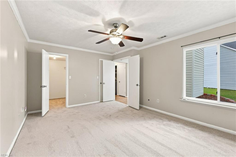 Photo 11 of 40 residential for sale in Virginia Beach virginia