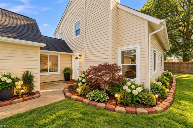 Photo 32 of 40 residential for sale in Virginia Beach virginia
