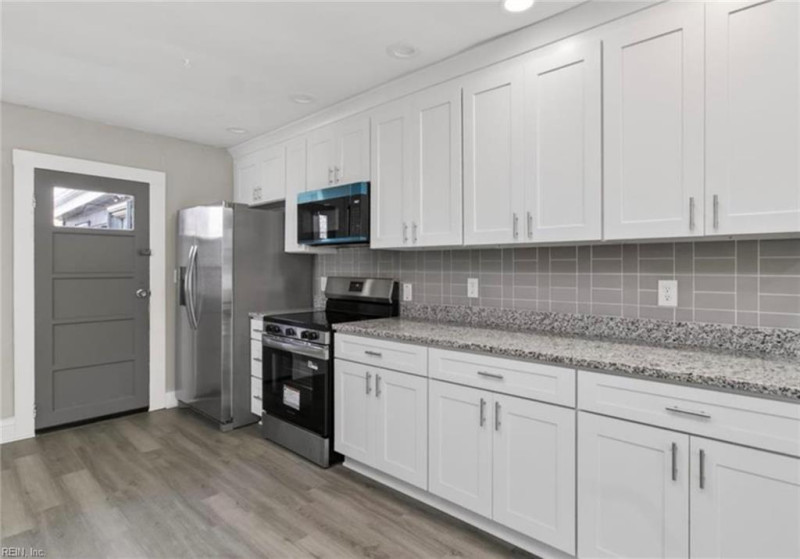 Photo 11 of 12 residential for sale in Norfolk virginia