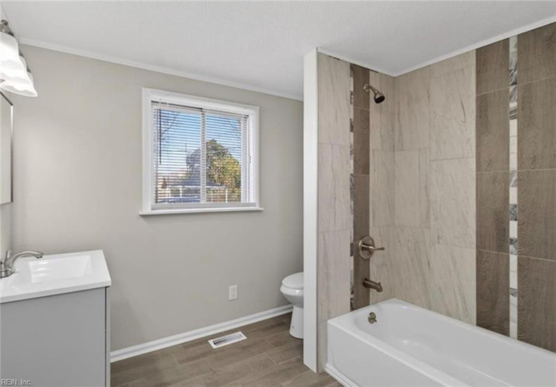 Photo 3 of 12 residential for sale in Norfolk virginia