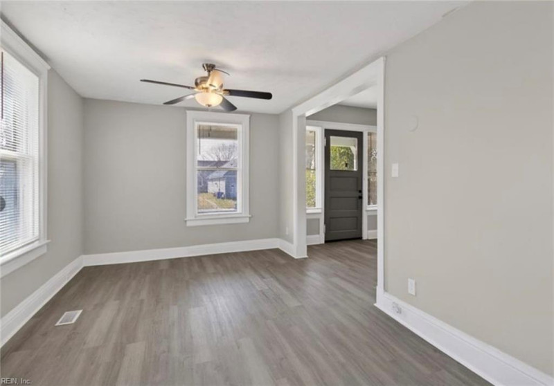 Photo 6 of 12 residential for sale in Norfolk virginia