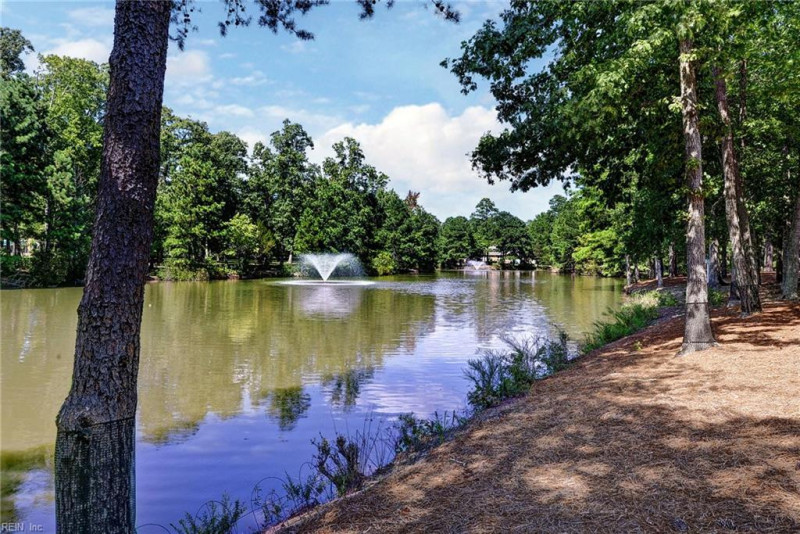 Photo 2 of 50 residential for sale in James City County virginia