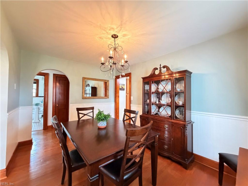 Photo 12 of 44 residential for sale in Portsmouth virginia