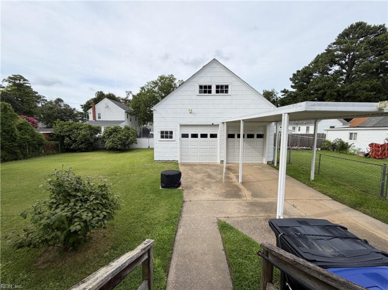Photo 40 of 44 residential for sale in Portsmouth virginia