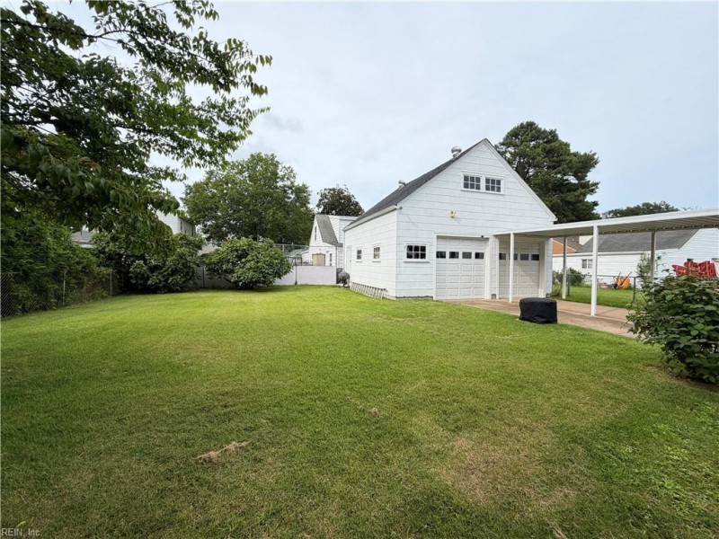 Photo 41 of 44 residential for sale in Portsmouth virginia