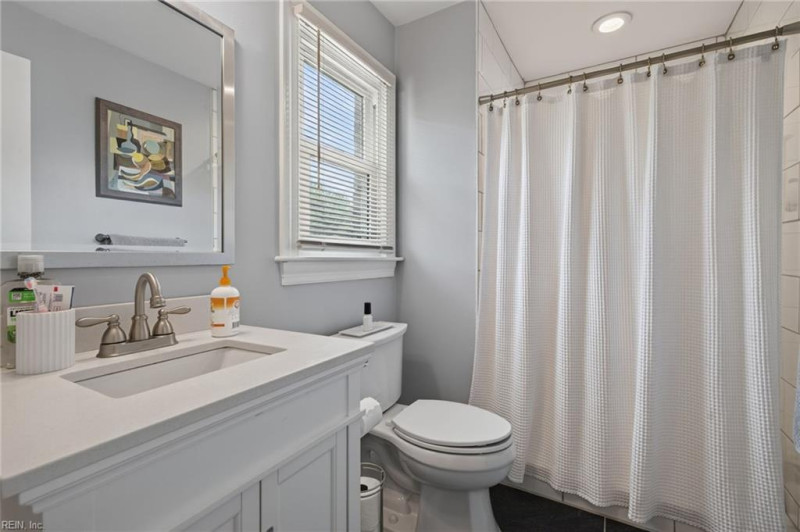Photo 18 of 50 residential for sale in Chesapeake virginia Photo 18 of 50 residential for sale in Chesapeake virginia