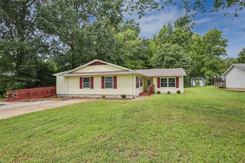 Photo 3 of 37 residential for sale in Newport News virginia Photo 3 of 37 residential for sale in Newport News virginia