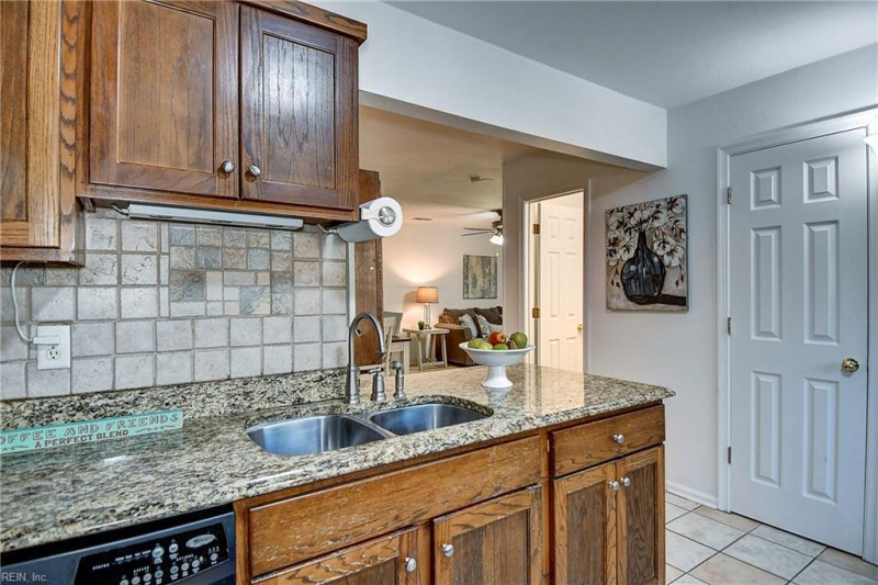 Photo 16 of 50 residential for sale in Chesapeake virginia Photo 16 of 50 residential for sale in Chesapeake virginia