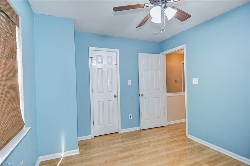 Photo 35 of 50 residential for sale in Chesapeake virginia Photo 35 of 50 residential for sale in Chesapeake virginia
