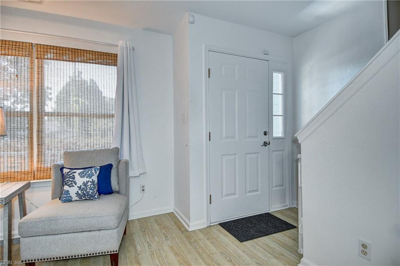 Photo 4 of 50 residential for sale in Chesapeake virginia Photo 4 of 50 residential for sale in Chesapeake virginia
