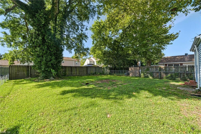 Photo 25 of 30 residential for sale in Hampton virginia
