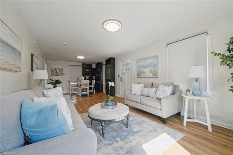 Photo 7 of 30 residential for sale in Hampton virginia