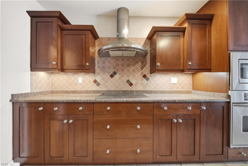 Photo 23 of 50 residential for sale in Norfolk virginia