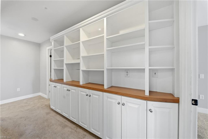 Photo 30 of 50 residential for sale in Norfolk virginia