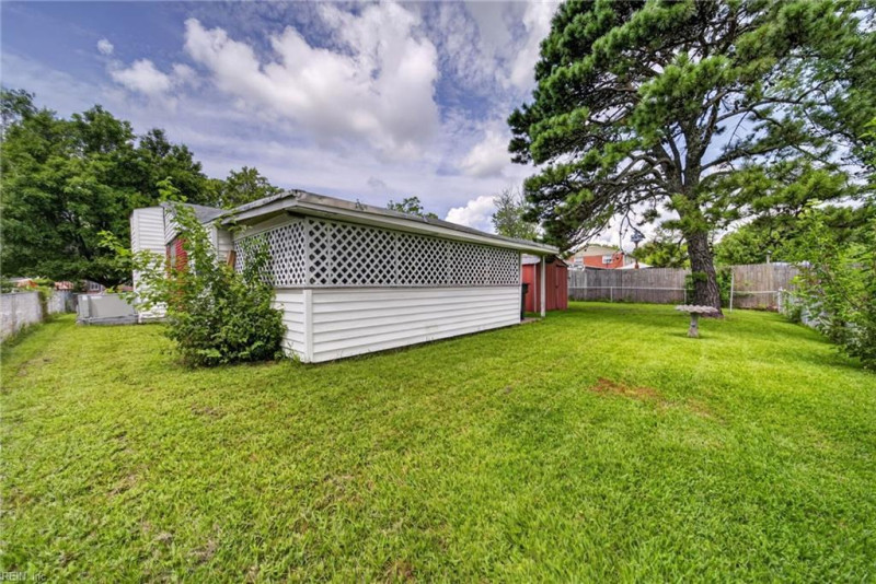 Photo 19 of 20 residential for sale in Hampton virginia