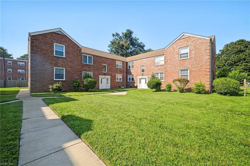 Photo 4 of 24 residential for sale in Norfolk virginia Photo 4 of 24 residential for sale in Norfolk virginia