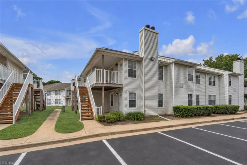 Photo 2 of 32 residential for sale in Virginia Beach virginia Photo 2 of 32 residential for sale in Virginia Beach virginia