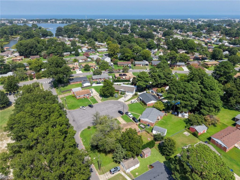 Photo 32 of 39 residential for sale in Norfolk virginia Photo 32 of 39 residential for sale in Norfolk virginia