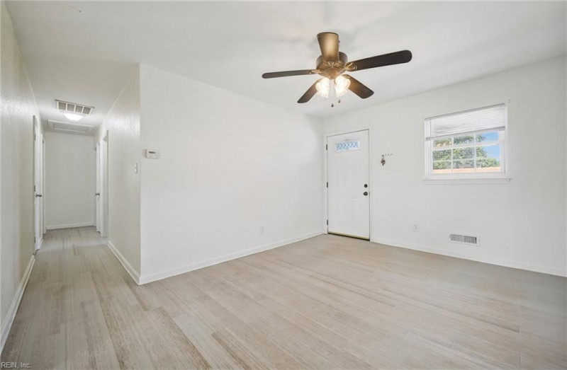 Photo 7 of 39 residential for sale in Norfolk virginia Photo 7 of 39 residential for sale in Norfolk virginia