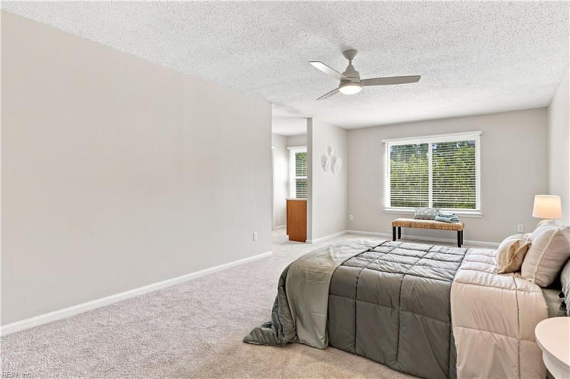 Photo 14 of 32 residential for sale in Virginia Beach virginia