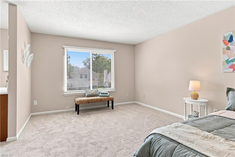 Photo 15 of 32 residential for sale in Virginia Beach virginia