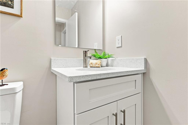 Photo 25 of 32 residential for sale in Virginia Beach virginia