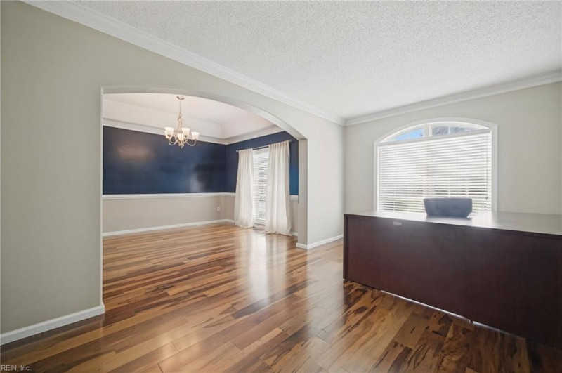Photo 14 of 50 residential for sale in Virginia Beach virginia
