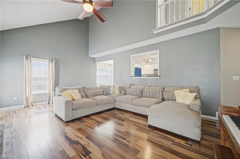 Photo 4 of 50 residential for sale in Virginia Beach virginia