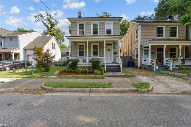 Photo 1 of 41 residential for sale in Portsmouth virginia