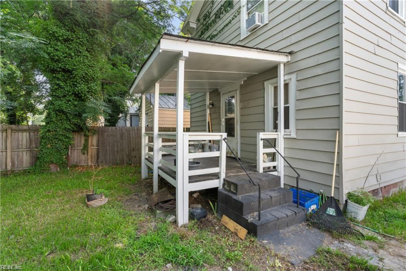 Photo 34 of 41 residential for sale in Portsmouth virginia