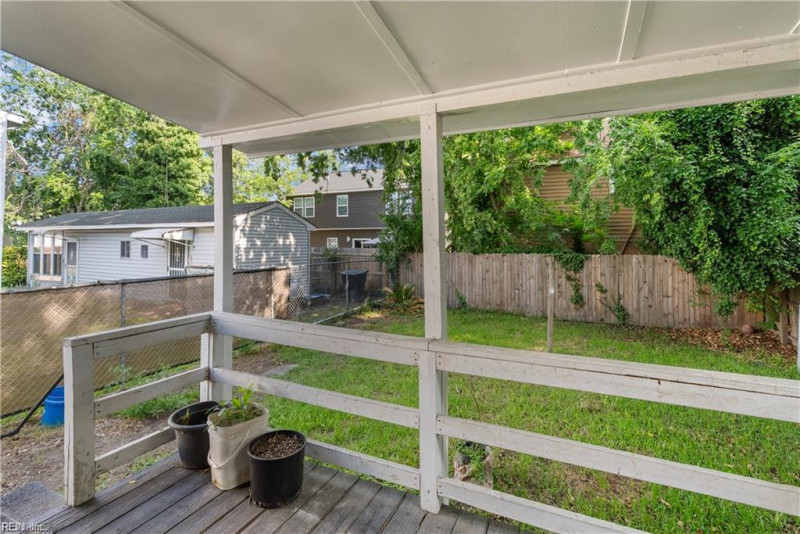 Photo 35 of 41 residential for sale in Portsmouth virginia