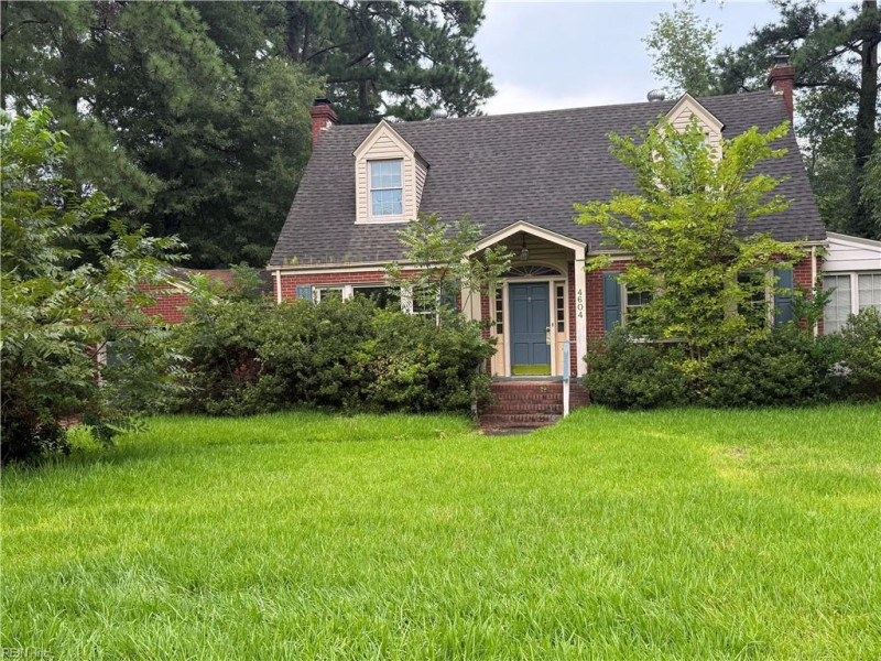 Photo 1 of 16 residential for sale in Portsmouth virginia