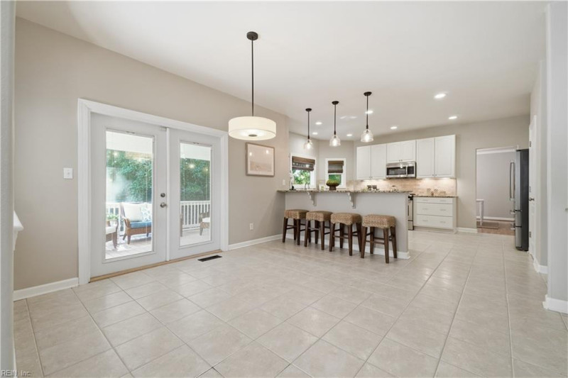 Photo 14 of 50 residential for sale in Virginia Beach virginia