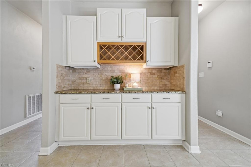 Photo 16 of 50 residential for sale in Virginia Beach virginia