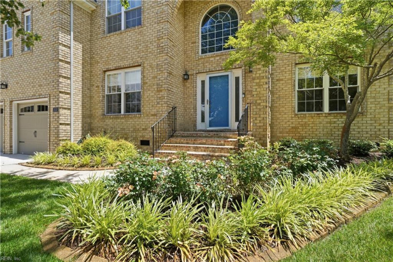 Photo 2 of 50 residential for sale in Virginia Beach virginia