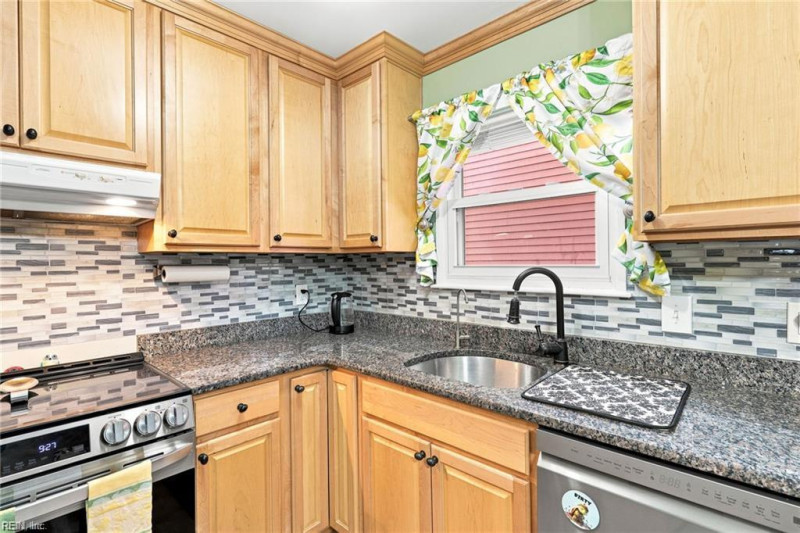 Photo 15 of 24 residential for sale in Virginia Beach virginia Photo 15 of 24 residential for sale in Virginia Beach virginia